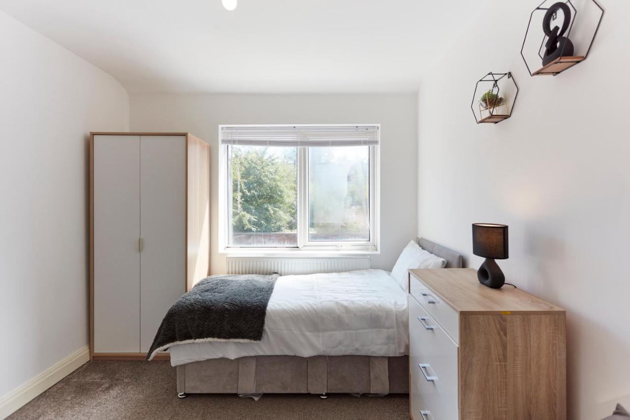 Spacious Home Close To City Centre Location Leeds  Exterior photo